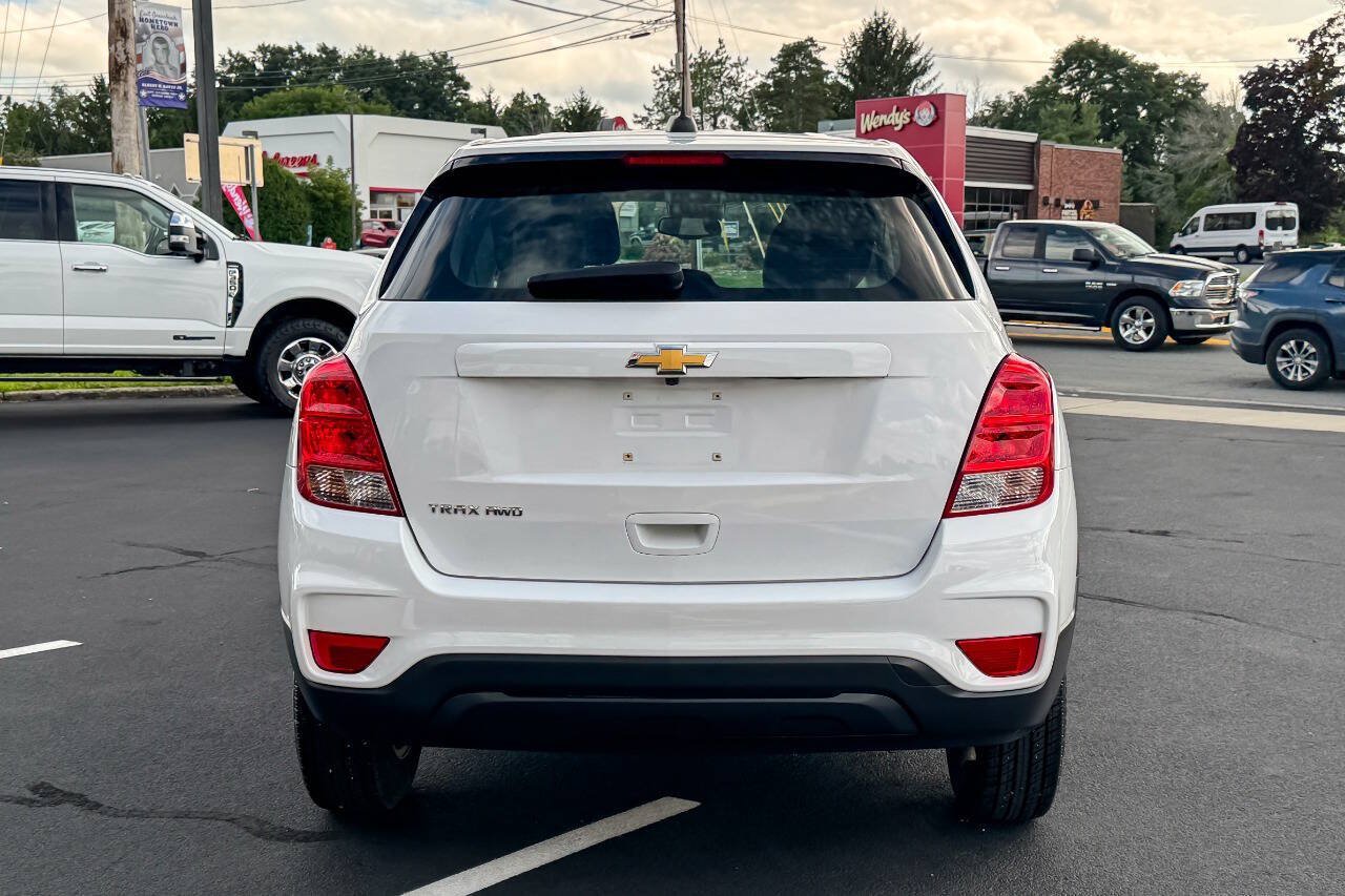 Used 2019 Chevrolet Trax LS AWD/4WD image 5