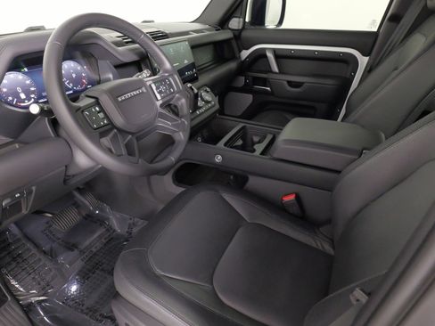 Used 2024 Land Rover Defender 130 Outbound AWD/4WD image 29