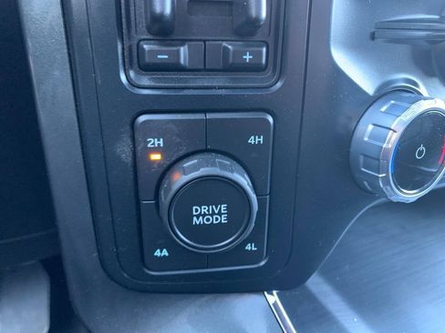 Used 2023 Ford F150 Lariat w/ Equipment Group 502A High AWD/4WD image 19