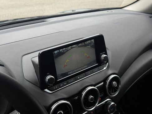 Used 2025 Nissan Sentra S FWD image 22