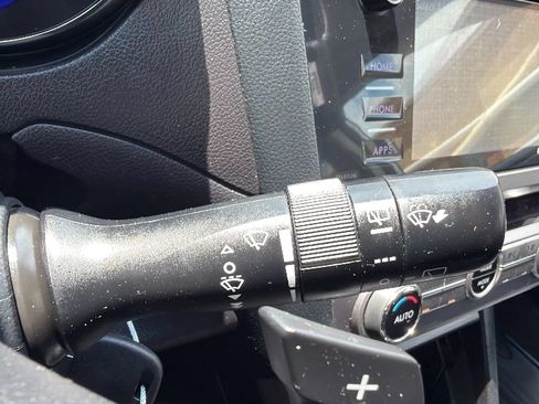 Used 2016 Subaru Outback 2.5i Premium AWD/4WD image 13
