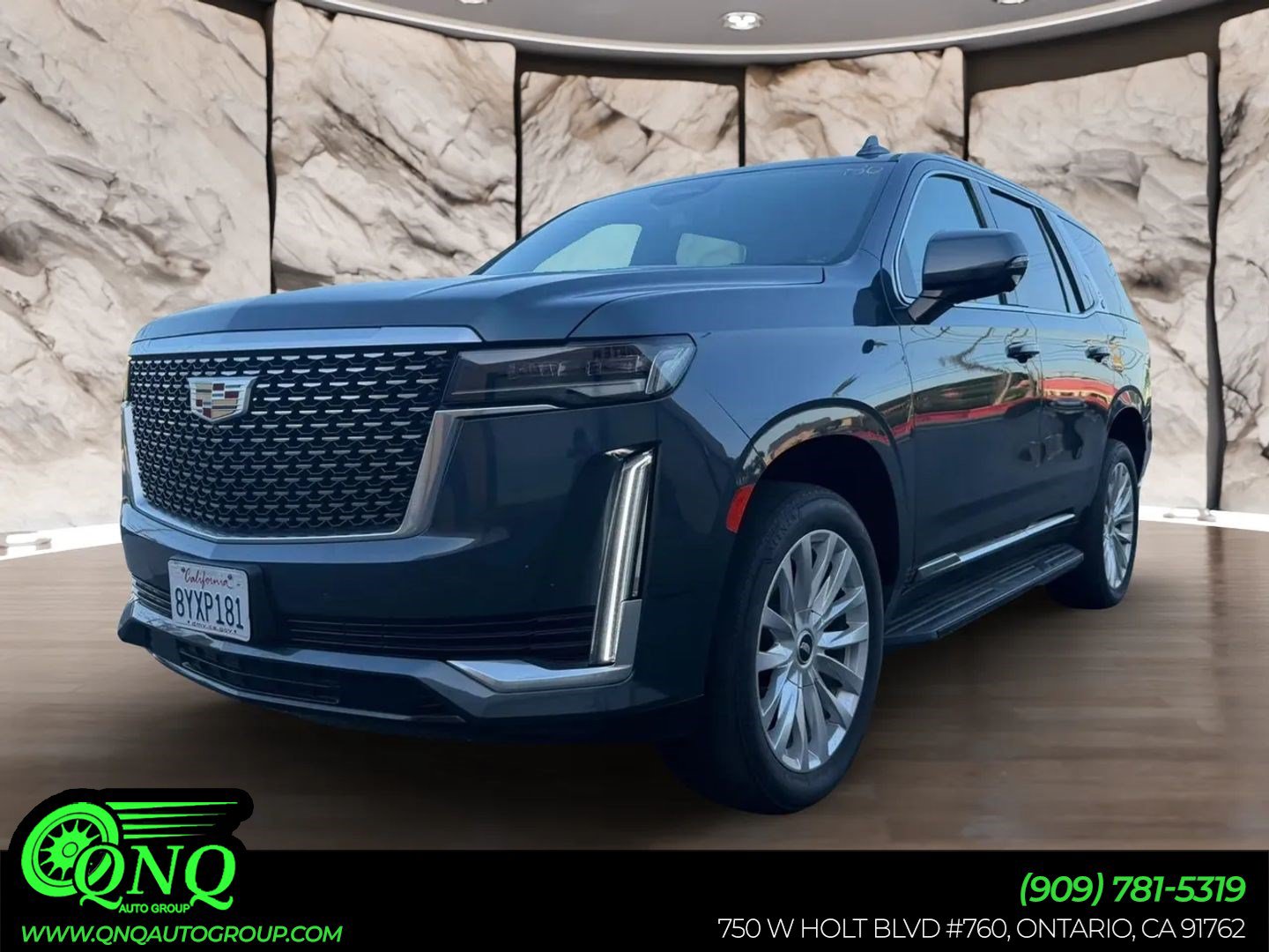 Used 2021 Cadillac Escalade Luxury RWD image 1