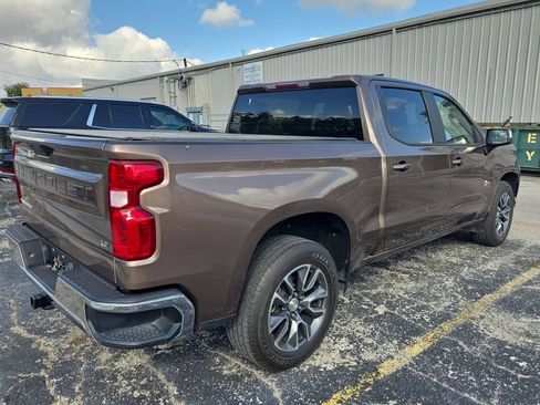 Used 2019 Chevrolet Silverado 1500 LT w/ Texas Edition RWD image 2