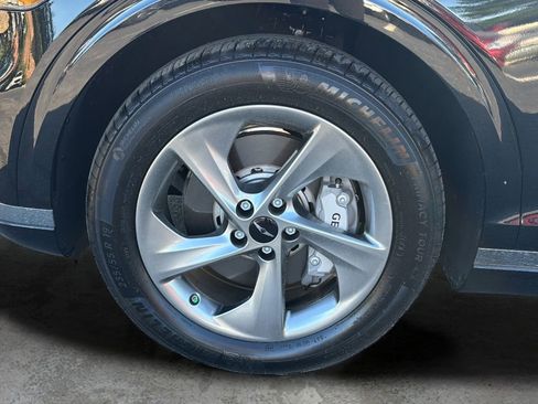 Certified 2026 Genesis GV70 2.5T AWD/4WD image 48