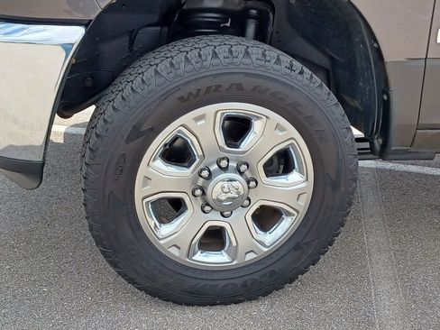 Used 2015 RAM 2500 Big Horn AWD/4WD image 31