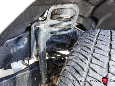 Used 2022 Ford F350 Platinum w/ FX4 Off-Road Package image 14