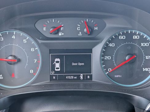 Used 2023 Chevrolet Malibu LT w/ Sport Edition image 27