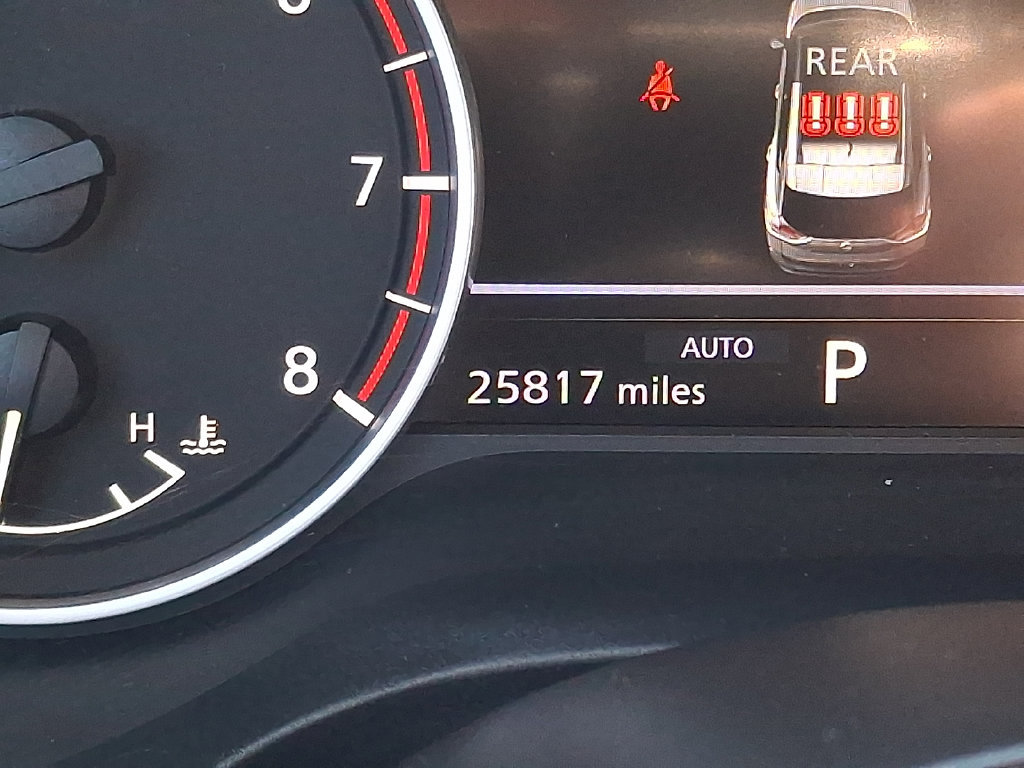 Used 2023 Nissan Rogue SV AWD/4WD image 19