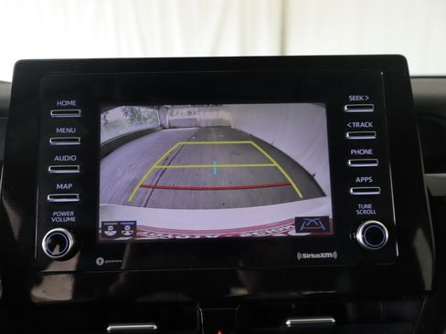 Used 2024 Toyota Camry SE w/ Cold Weather Package FWD image 19