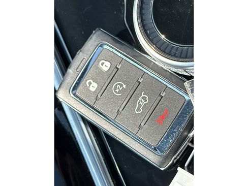 Used 2024 Jeep Grand Cherokee Altitude AWD/4WD image 36
