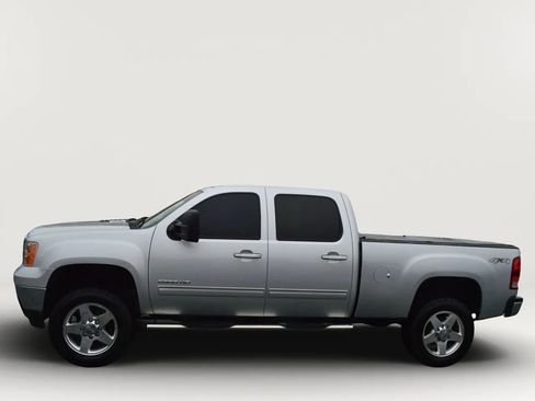 Used 2014 GMC Sierra 2500 SLT w/ SLT Convenience Package image 6