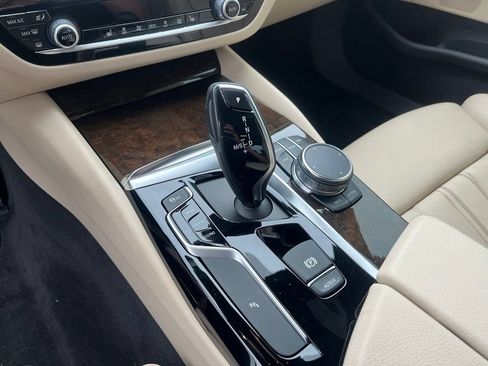 Used 2018 BMW 540i xDrive w/ Premium Package AWD/4WD image 39