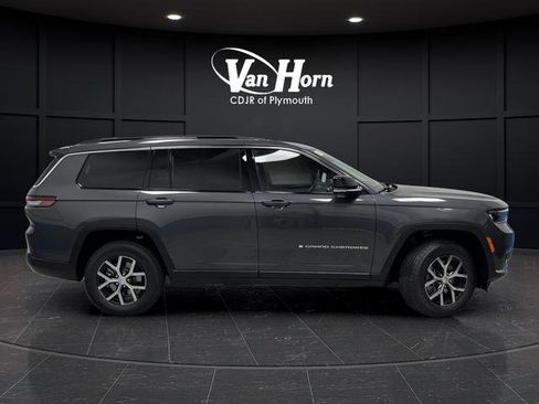 New 2025 Jeep Grand Cherokee L Limited w/ Trailer Tow Package image 2