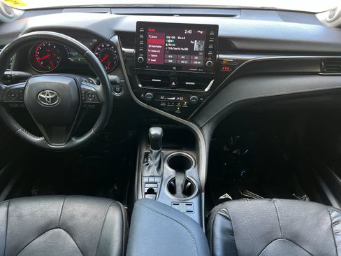 Used 2021 Toyota Camry XSE w/ Navigation Package FWD image 4