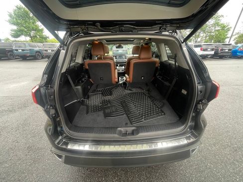 Used 2019 Toyota Highlander Limited AWD/4WD image 20