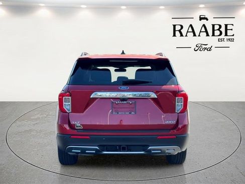 Used 2023 Ford Explorer XLT w/ Equipment Group 202A AWD/4WD image 6