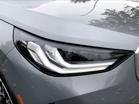 Used 2025 BMW X3 xDrive30i w/ Premium Package image 29