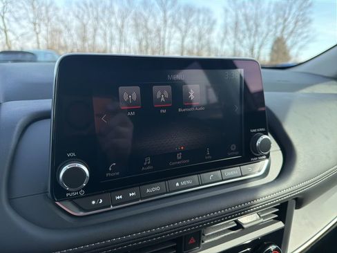 Used 2026 Nissan Rogue S image 30