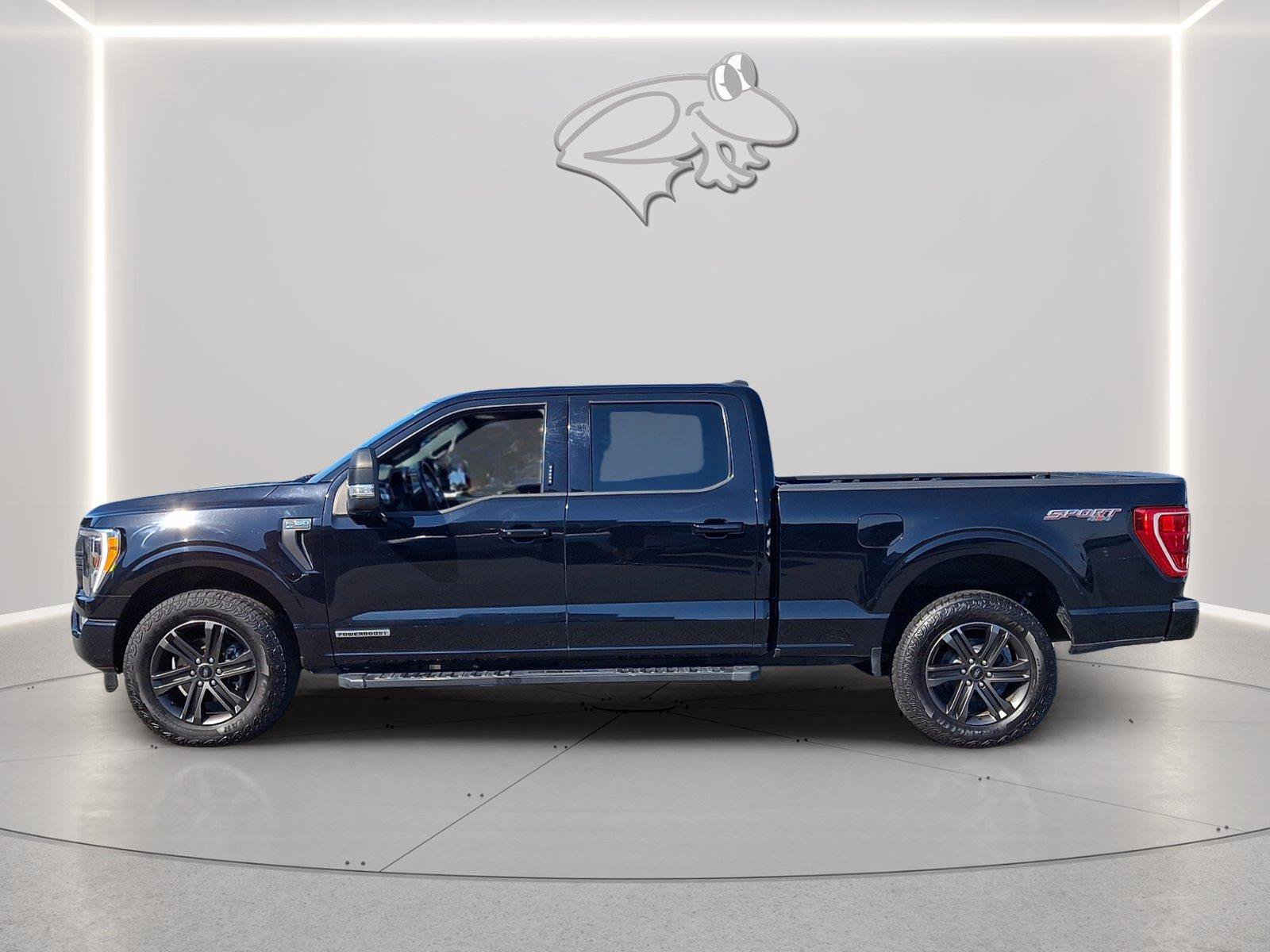 Used 2022 Ford F150 XLT w/ Equipment Group 302A High AWD/4WD image 2
