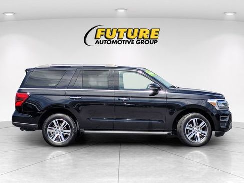 Used 2024 Ford Expedition Limited RWD image 9