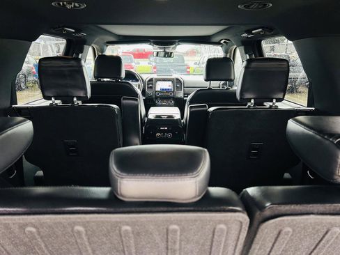 Used 2021 Ford Expedition Max Limited AWD/4WD image 36