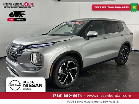 Used 2024 Mitsubishi Outlander SE image 6