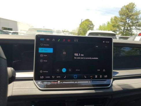 New 2026 Volkswagen Tiguan SE R-Line AWD/4WD image 19