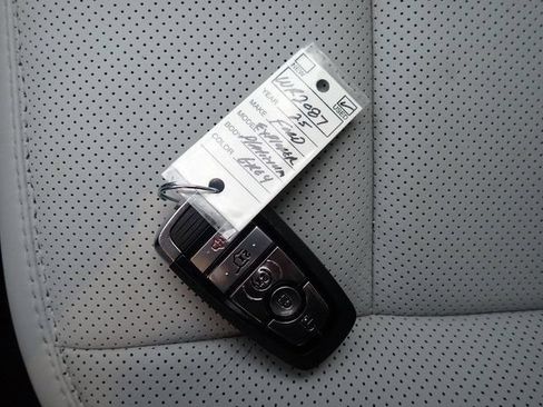 Used 2025 Ford Explorer Platinum w/ LUX Leather Package AWD/4WD image 31