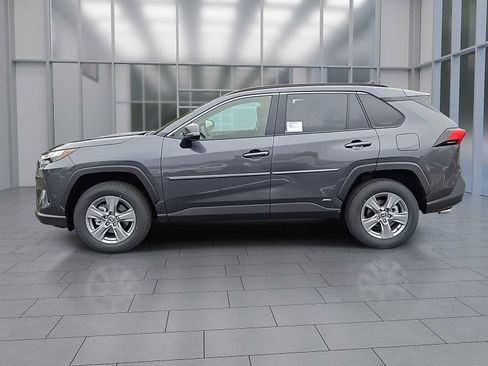 New 2025 Toyota RAV4 LE image 2