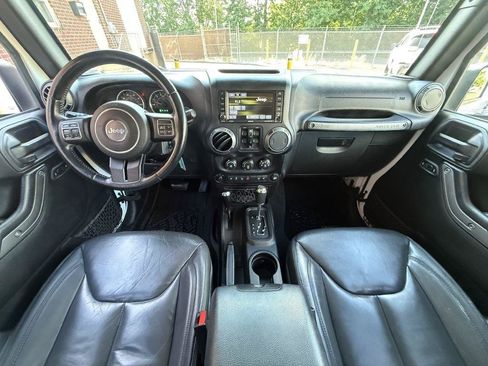 Used 2017 Jeep Wrangler Unlimited Sport w/ Quick Order Package 24S AWD/4WD image 27