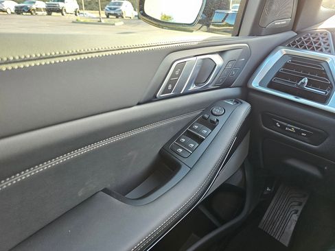 New 2026 BMW X5 xDrive40i w/ M Sport Package image 29
