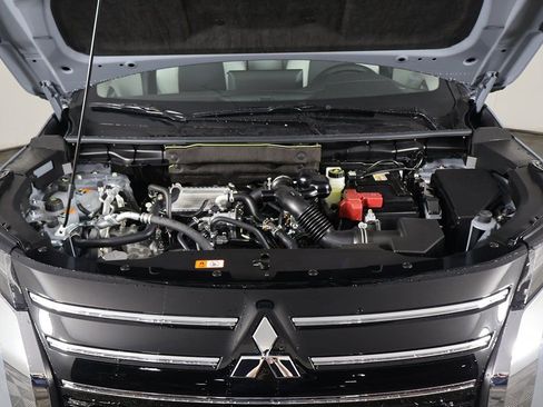 New 2026 Mitsubishi Outlander SE FWD image 20