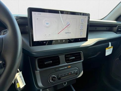 New 2025 Ford Maverick XL image 13