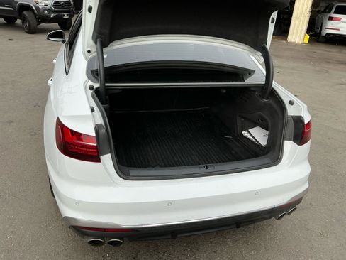 Used 2022 Audi S4 Premium Plus image 25