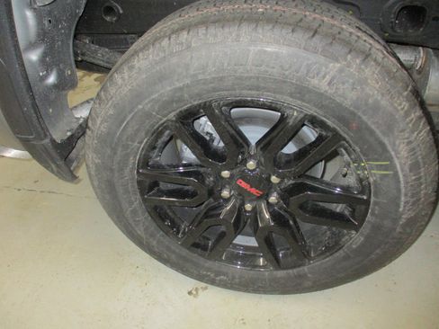 New 2026 GMC Sierra 1500 Elevation image 5