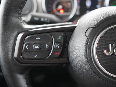 Used 2023 Jeep Wrangler Sport AWD/4WD image 19