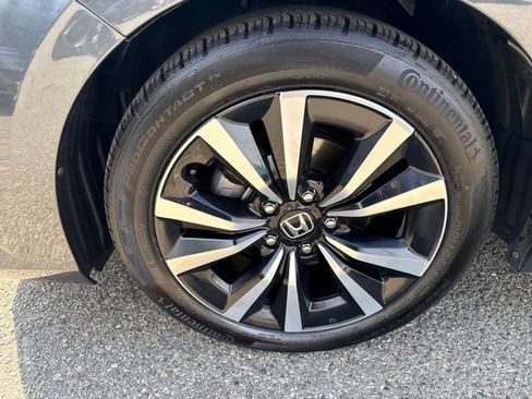 Certified 2023 Honda Civic EX-L image 2