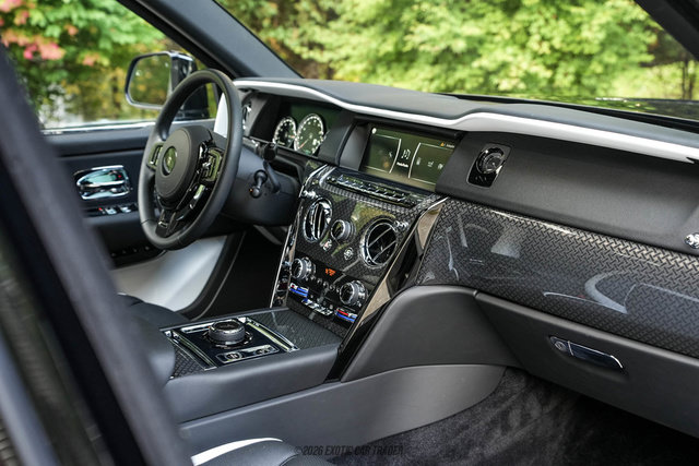 Used 2021 Rolls-Royce Cullinan Black Badge AWD/4WD image 63