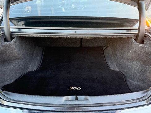 Used 2014 Chrysler 300 AWD w/ Driver Convenience Group image 33