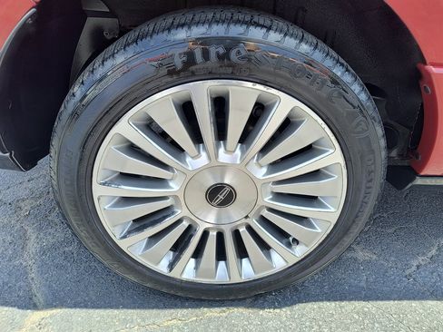 Used 2016 Lincoln Navigator Reserve AWD/4WD image 11