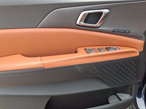 New 2026 Kia Carnival EX FWD image 5