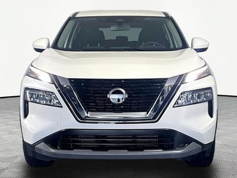 Used 2023 Nissan Rogue SV AWD/4WD image 3