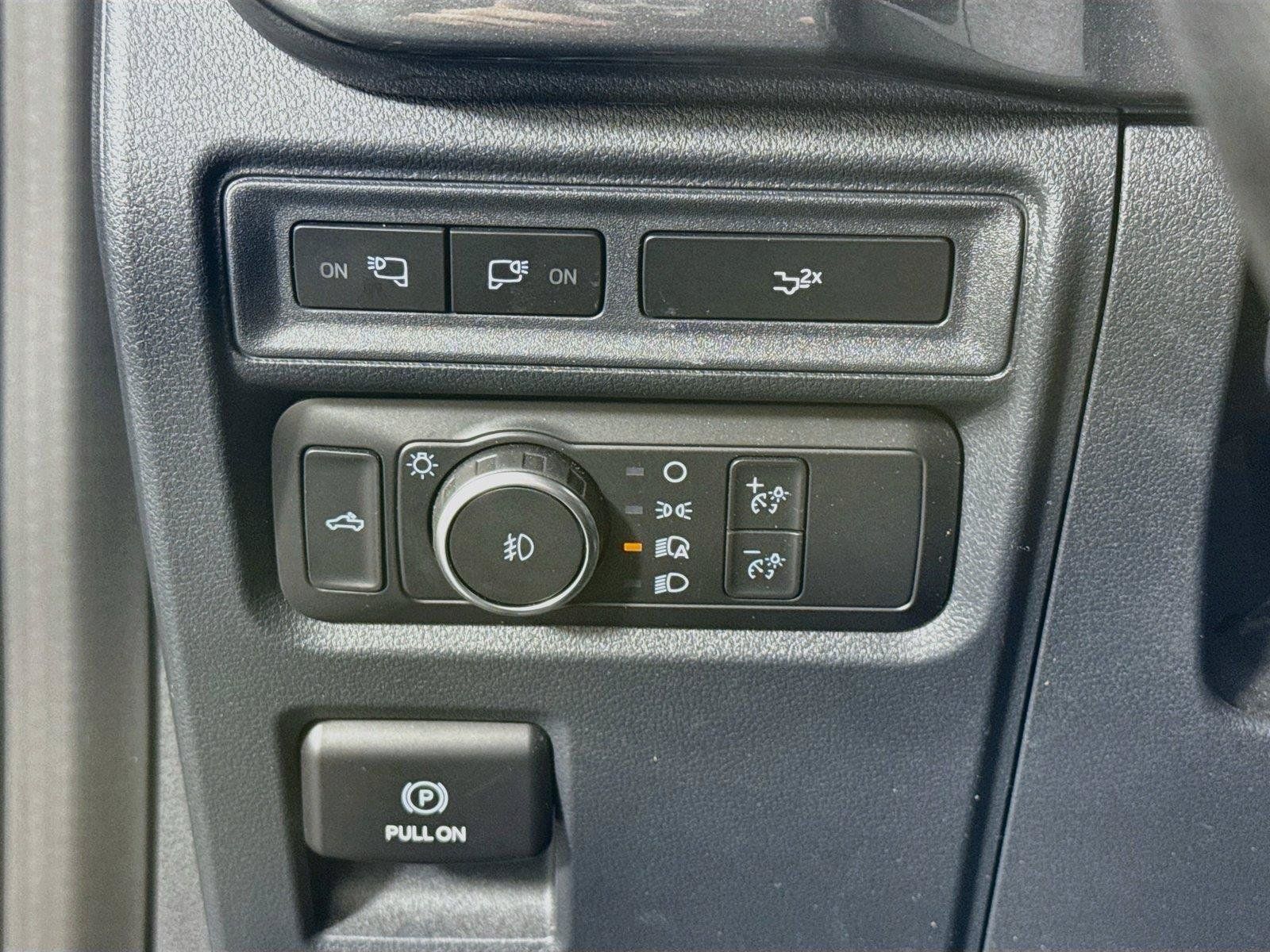 Used 2022 Ford F150 XLT w/ Equipment Group 302A High RWD image 14