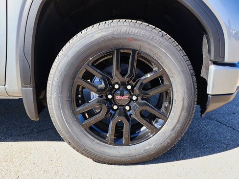 New 2026 GMC Sierra 1500 Elevation image 28