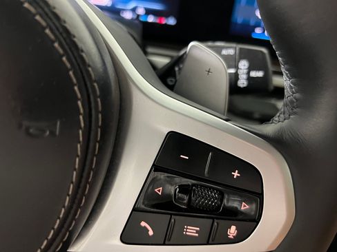 Used 2025 BMW X5 sDrive40i w/ M Sport Package image 27