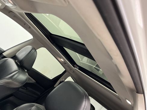 Used 2018 Nissan Murano Platinum w/ Cargo Package AWD/4WD image 7