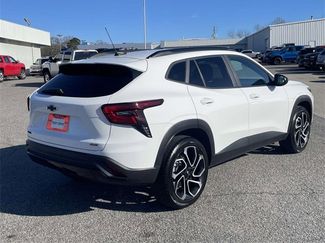 Used 2024 Chevrolet Trax RS w/ Sunroof Package video 3