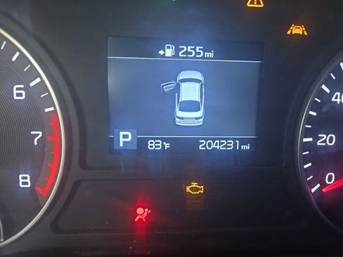 Used 2019 Kia Optima LX image 2