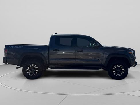 Used 2021 Toyota Tacoma TRD Off-Road w/ Technology Package AWD/4WD image 6
