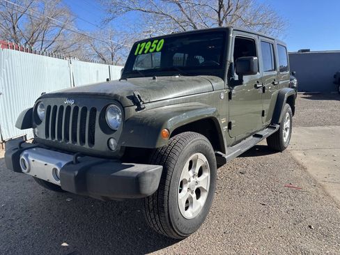 Used 2015 Jeep Wrangler Unlimited Sahara w/ Connectivity Group image 4